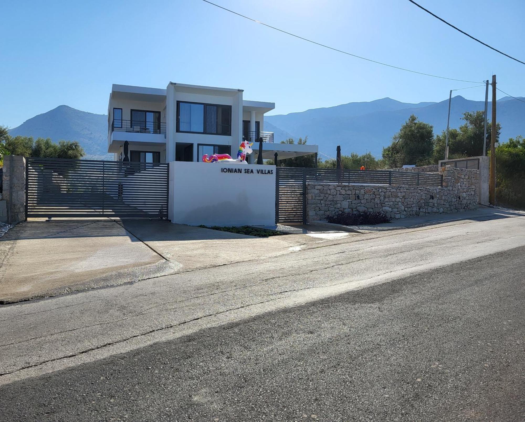 Ionian Sea Villas Paleros 객실 사진